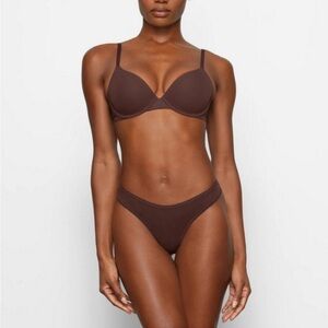 SKIMS Fits Everybody T-SHIRT BRA Cocoa Womens Size 34B NWT